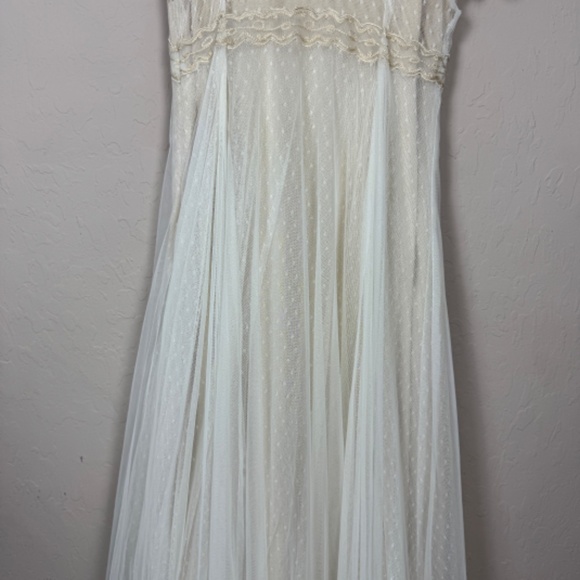 NATAYA Vintage Garden Party Gown in Ivory 40823 - Picture 12 of 16